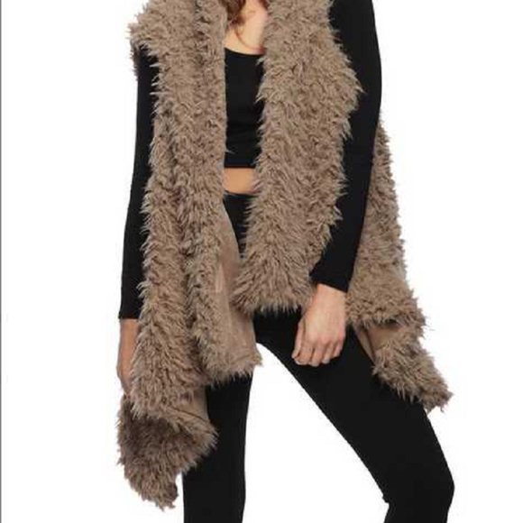 Beige New Faux Fur Vest - Picture 5 of 5